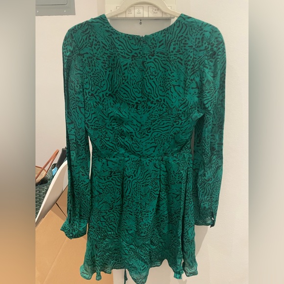 Green, Parker dress - Picture 2 of 3